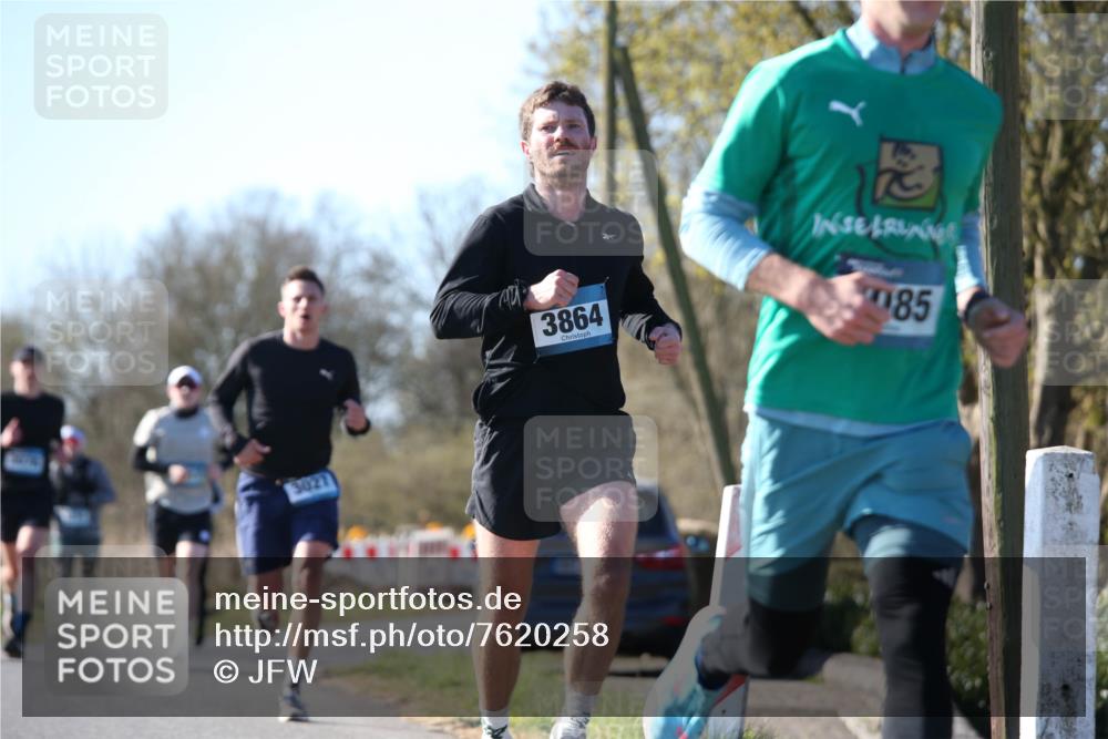 06.04.2025 - 44. Internationalen Wilhelmsburger Insellauf Jannik Wohlers http://msf.ph/oto/7620258 06.04.2025 10:06:05 Laufen 32, 3864, 085 meine-sportfotos.de