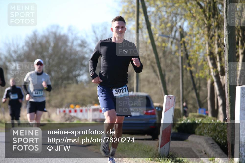 06.04.2025 - 44. Internationalen Wilhelmsburger Insellauf Jannik Wohlers http://msf.ph/oto/7620274 06.04.2025 10:06:07 Laufen 4417, 3027 meine-sportfotos.de