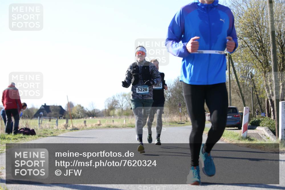 06.04.2025 - 44. Internationalen Wilhelmsburger Insellauf Jannik Wohlers http://msf.ph/oto/7620324 06.04.2025 10:06:14 Laufen 5226, 5062, 51, 4523 meine-sportfotos.de