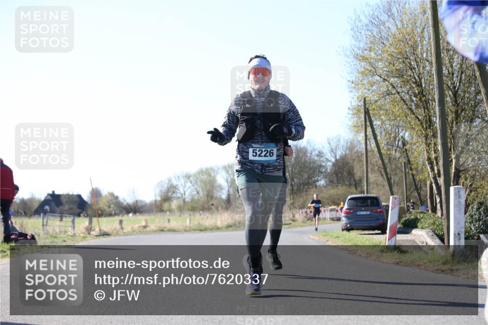 06.04.2025 - 44. Internationalen Wilhelmsburger Insellauf Jannik Wohlers http://msf.ph/oto/7620337 06.04.2025 10:06:14 Laufen 5226 meine-sportfotos.de