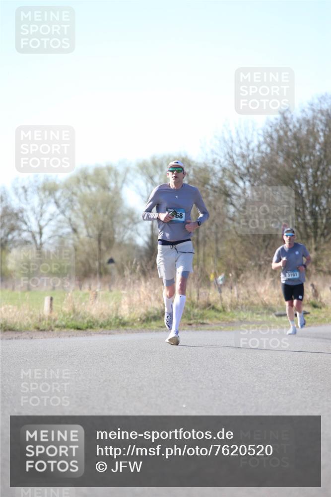06.04.2025 - 44. Internationalen Wilhelmsburger Insellauf Jannik Wohlers http://msf.ph/oto/7620520 06.04.2025 10:06:55 Laufen 68, 3161 meine-sportfotos.de