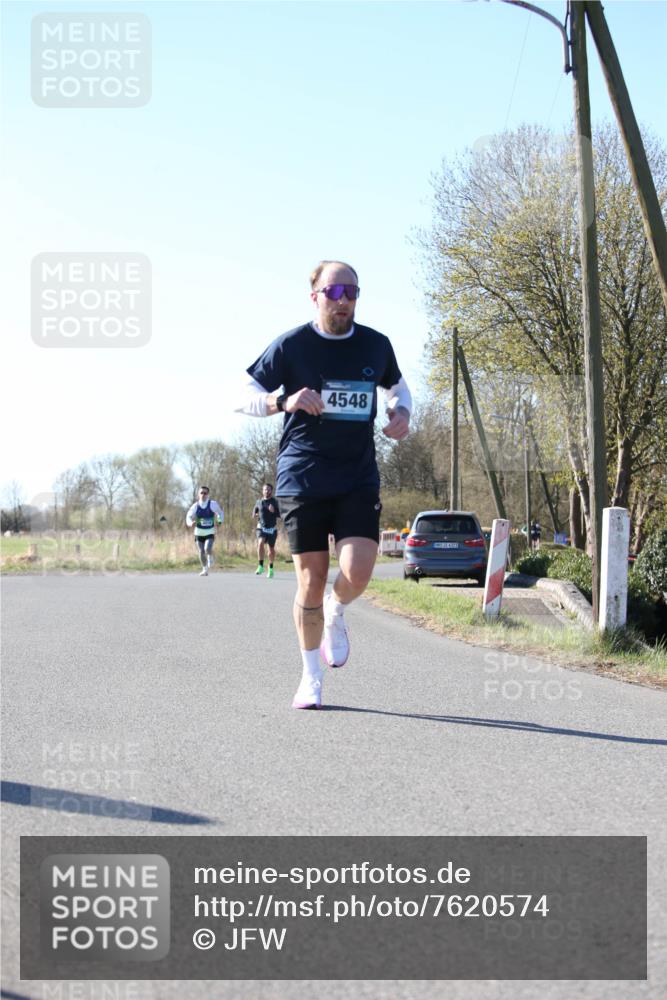 06.04.2025 - 44. Internationalen Wilhelmsburger Insellauf Jannik Wohlers http://msf.ph/oto/7620574 06.04.2025 10:07:14 Laufen 4548, 31, 4323 meine-sportfotos.de