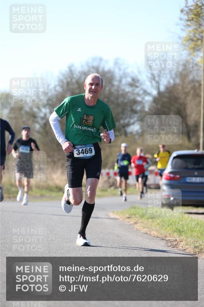 06.04.2025 - 44. Internationalen Wilhelmsburger Insellauf Jannik Wohlers http://msf.ph/oto/7620629 06.04.2025 10:07:38 Laufen 3469 meine-sportfotos.de