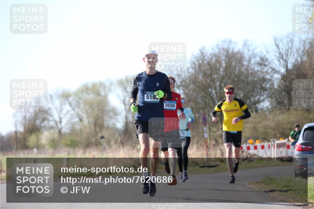 06.04.2025 - 44. Internationalen Wilhelmsburger Insellauf Jannik Wohlers http://msf.ph/oto/7620686 06.04.2025 10:07:46 Laufen 5193, 3555, 378 meine-sportfotos.de