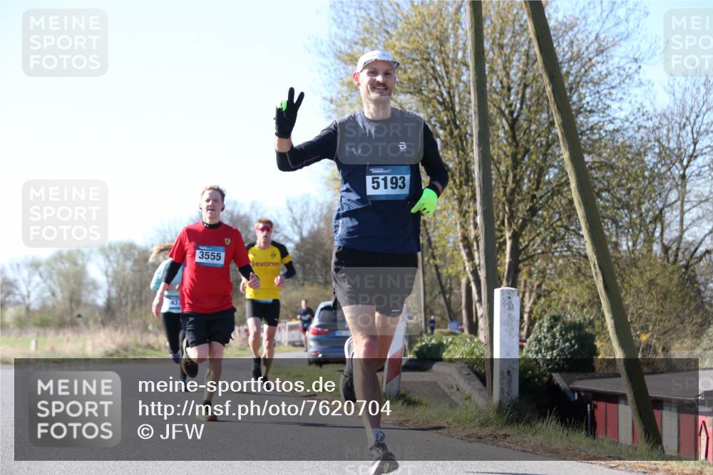 06.04.2025 - 44. Internationalen Wilhelmsburger Insellauf Jannik Wohlers http://msf.ph/oto/7620704 06.04.2025 10:07:49 Laufen 3555, 5193 meine-sportfotos.de
