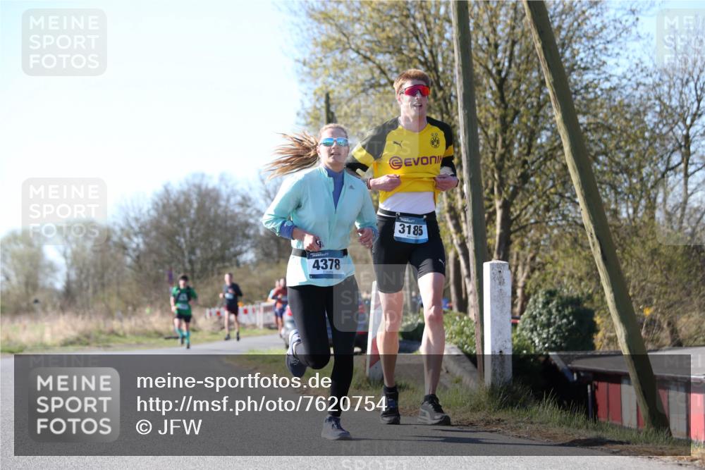06.04.2025 - 44. Internationalen Wilhelmsburger Insellauf Jannik Wohlers http://msf.ph/oto/7620754 06.04.2025 10:07:52 Laufen 4378, 3185 meine-sportfotos.de