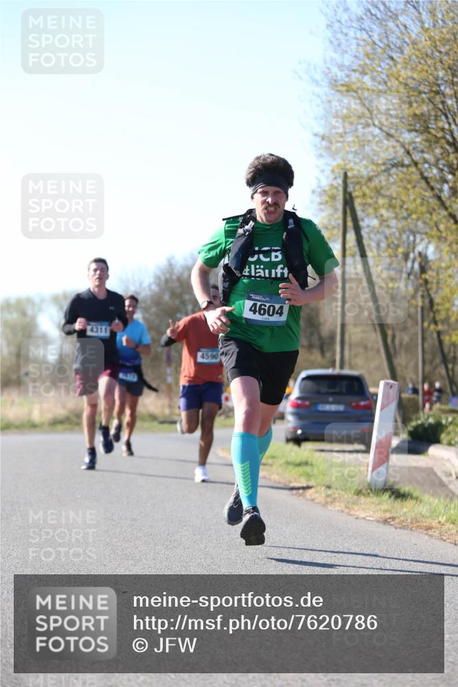 06.04.2025 - 44. Internationalen Wilhelmsburger Insellauf Jannik Wohlers http://msf.ph/oto/7620786 06.04.2025 10:08:02 Laufen 4311, 4590, 4604 meine-sportfotos.de
