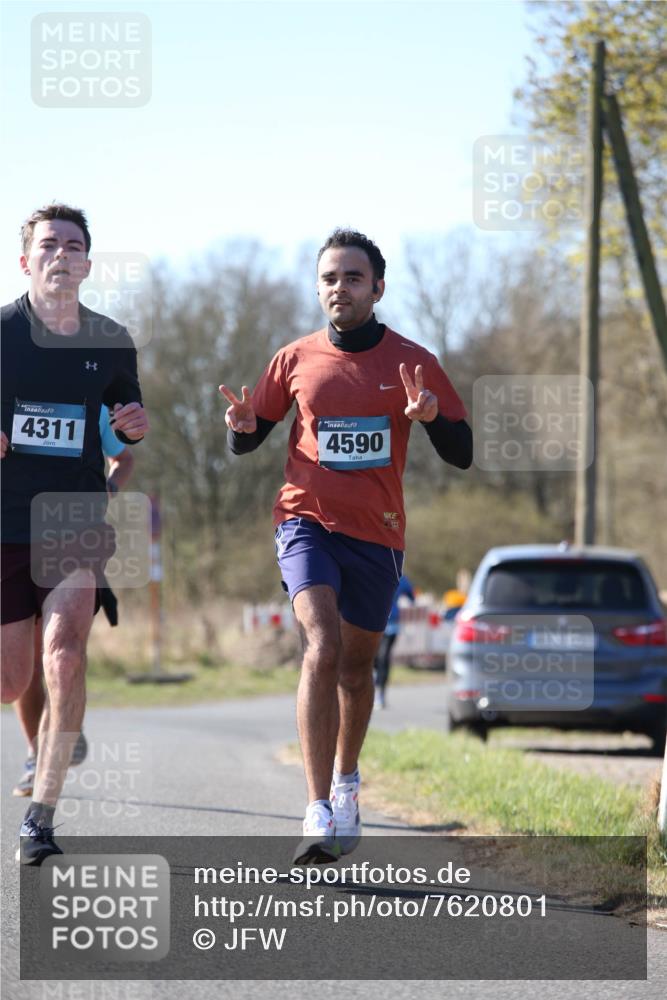 06.04.2025 - 44. Internationalen Wilhelmsburger Insellauf Jannik Wohlers http://msf.ph/oto/7620801 06.04.2025 10:08:03 Laufen 4311, 4590 meine-sportfotos.de