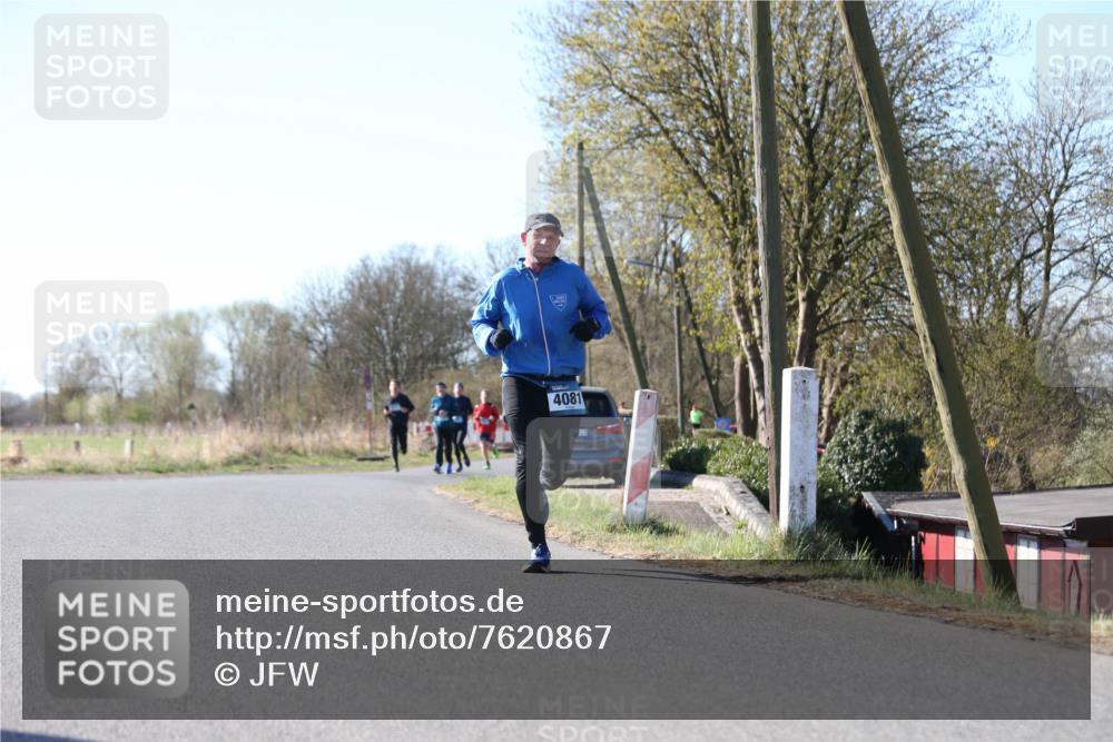06.04.2025 - 44. Internationalen Wilhelmsburger Insellauf Jannik Wohlers http://msf.ph/oto/7620867 06.04.2025 10:08:15 Laufen 4081 meine-sportfotos.de