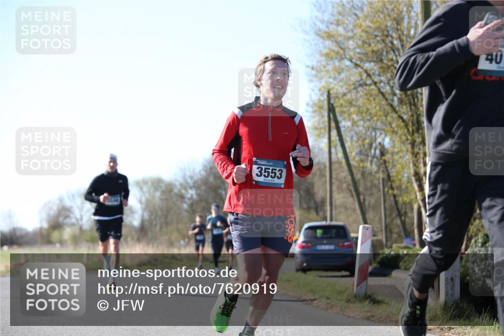 06.04.2025 - 44. Internationalen Wilhelmsburger Insellauf Jannik Wohlers http://msf.ph/oto/7620919 06.04.2025 10:08:28 Laufen 3553, 40 meine-sportfotos.de
