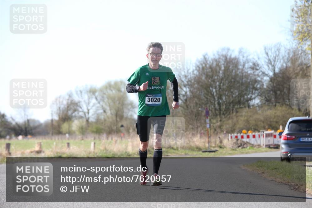 06.04.2025 - 44. Internationalen Wilhelmsburger Insellauf Jannik Wohlers http://msf.ph/oto/7620957 06.04.2025 10:08:50 Laufen 3020, 31, 4 meine-sportfotos.de