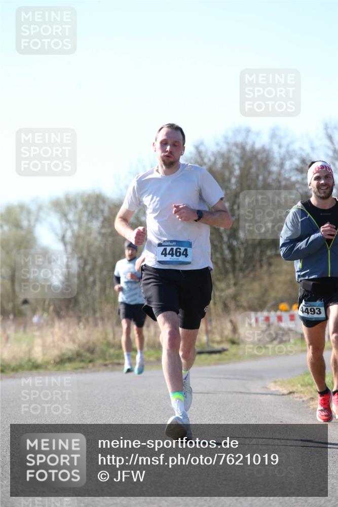 06.04.2025 - 44. Internationalen Wilhelmsburger Insellauf Jannik Wohlers http://msf.ph/oto/7621019 06.04.2025 10:09:17 Laufen 4464, 4493 meine-sportfotos.de