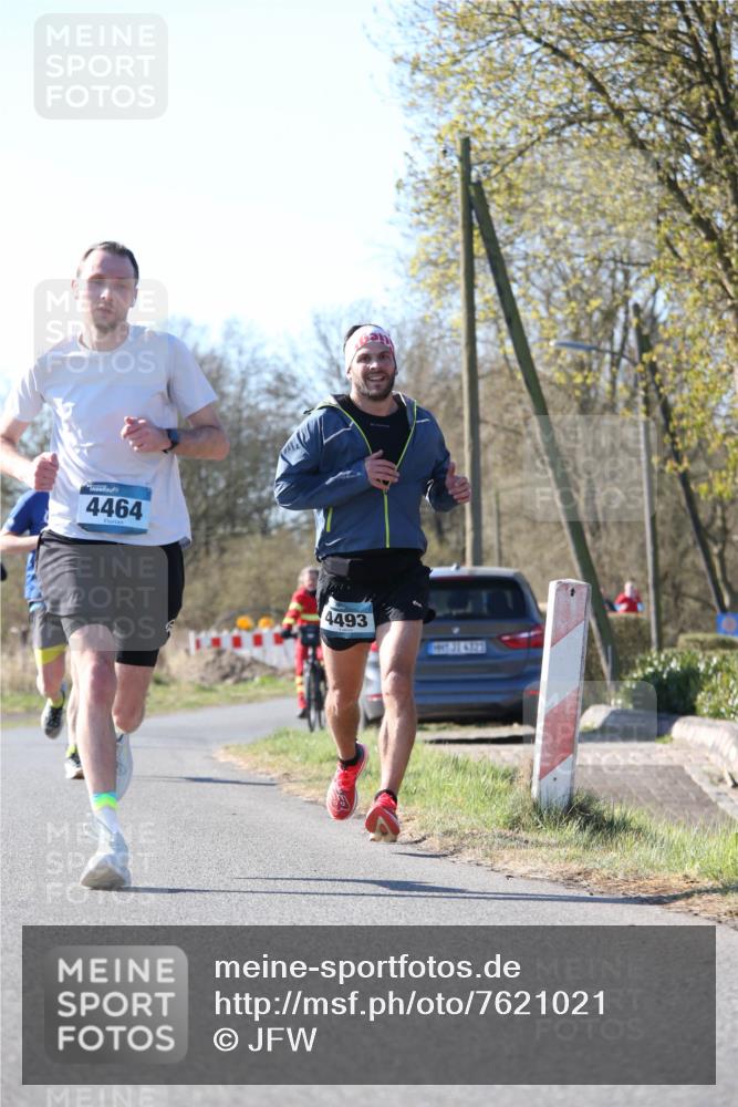06.04.2025 - 44. Internationalen Wilhelmsburger Insellauf Jannik Wohlers http://msf.ph/oto/7621021 06.04.2025 10:09:18 Laufen 4464, 4493, 31, 4323 meine-sportfotos.de