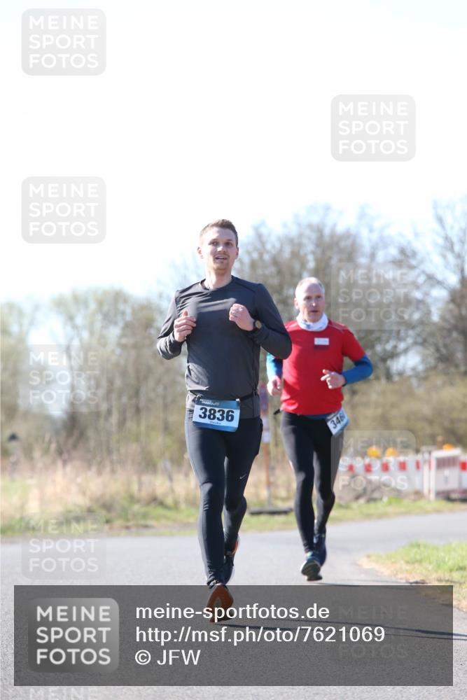 06.04.2025 - 44. Internationalen Wilhelmsburger Insellauf Jannik Wohlers http://msf.ph/oto/7621069 06.04.2025 10:09:41 Laufen 3836, 346 meine-sportfotos.de