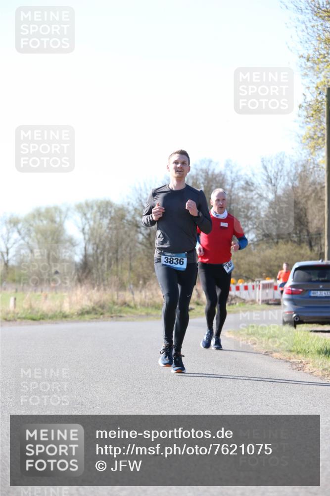 06.04.2025 - 44. Internationalen Wilhelmsburger Insellauf Jannik Wohlers http://msf.ph/oto/7621075 06.04.2025 10:09:41 Laufen 3836, 346, 31, 432 meine-sportfotos.de