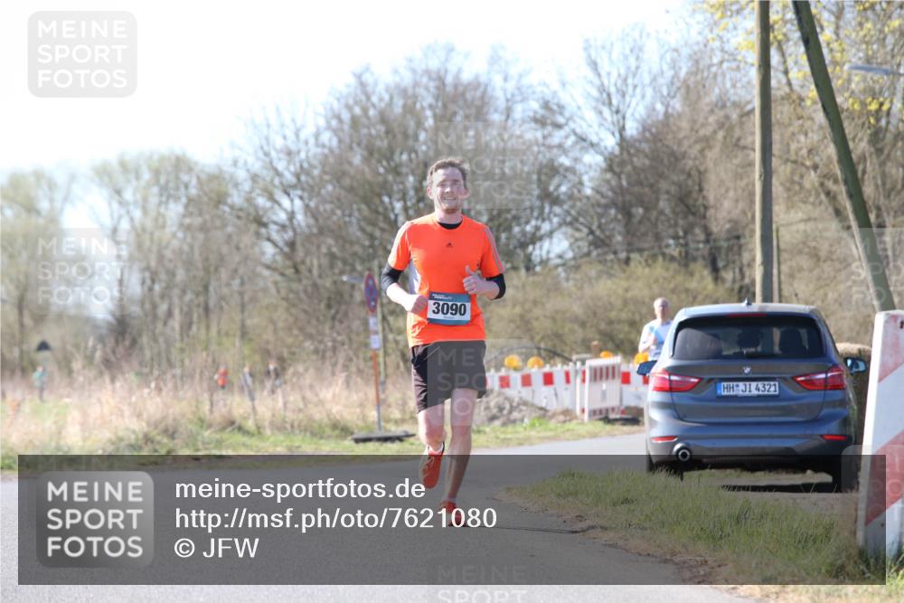 06.04.2025 - 44. Internationalen Wilhelmsburger Insellauf Jannik Wohlers http://msf.ph/oto/7621080 06.04.2025 10:09:51 Laufen 3090, 4321 meine-sportfotos.de