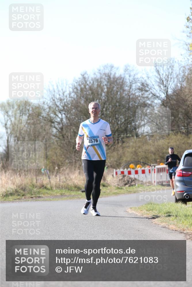 06.04.2025 - 44. Internationalen Wilhelmsburger Insellauf Jannik Wohlers http://msf.ph/oto/7621083 06.04.2025 10:10:01 Laufen 4576 meine-sportfotos.de