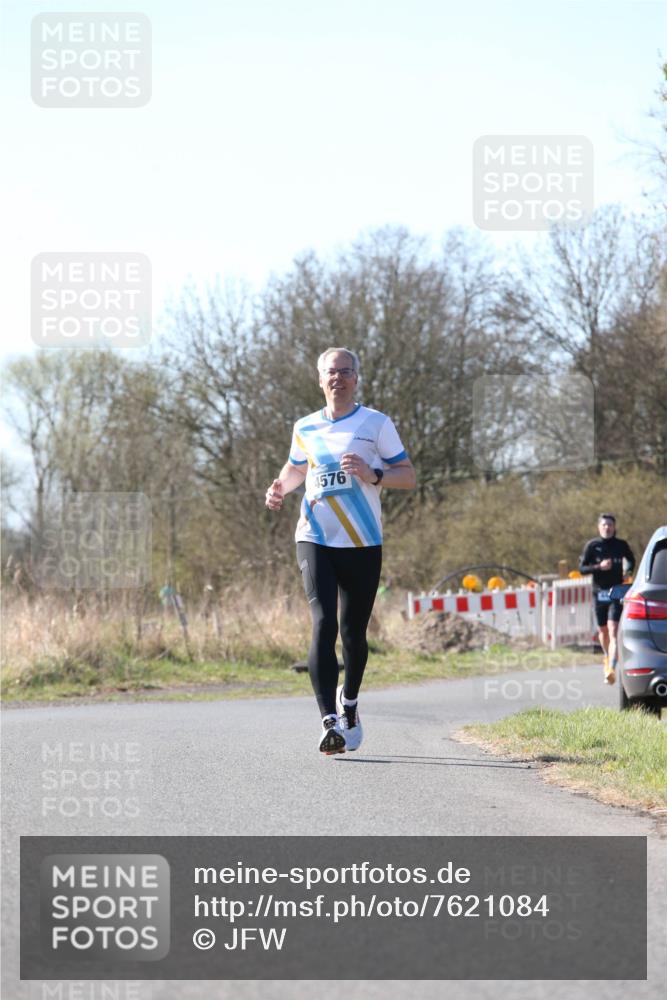 06.04.2025 - 44. Internationalen Wilhelmsburger Insellauf Jannik Wohlers http://msf.ph/oto/7621084 06.04.2025 10:10:01 Laufen 4576 meine-sportfotos.de