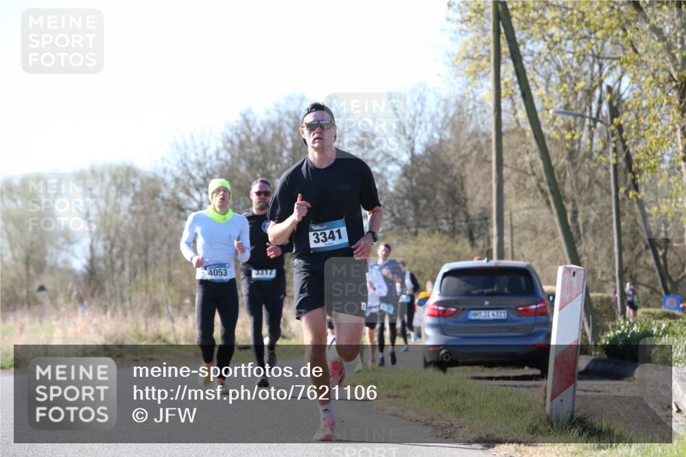 06.04.2025 - 44. Internationalen Wilhelmsburger Insellauf Jannik Wohlers http://msf.ph/oto/7621106 06.04.2025 10:10:16 Laufen 4053, 3317, 3341, 31, 4321 meine-sportfotos.de