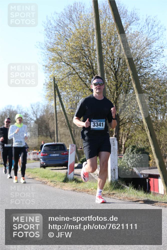 06.04.2025 - 44. Internationalen Wilhelmsburger Insellauf Jannik Wohlers http://msf.ph/oto/7621111 06.04.2025 10:10:18 Laufen 4053, 3341 meine-sportfotos.de