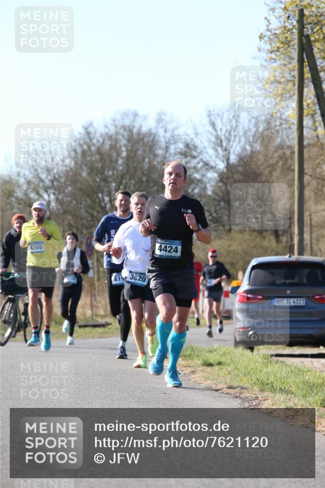 06.04.2025 - 44. Internationalen Wilhelmsburger Insellauf Jannik Wohlers http://msf.ph/oto/7621120 06.04.2025 10:10:21 Laufen 4205, 419, 3820, 4424, 4321 meine-sportfotos.de