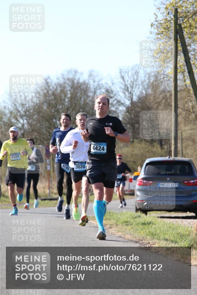 06.04.2025 - 44. Internationalen Wilhelmsburger Insellauf Jannik Wohlers http://msf.ph/oto/7621122 06.04.2025 10:10:21 Laufen 4205, 4195, 3820, 4424, 31, 4321 meine-sportfotos.de