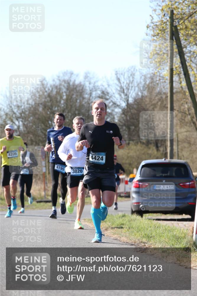 06.04.2025 - 44. Internationalen Wilhelmsburger Insellauf Jannik Wohlers http://msf.ph/oto/7621123 06.04.2025 10:10:21 Laufen 4205, 4195, 3820, 4424, 4321 meine-sportfotos.de