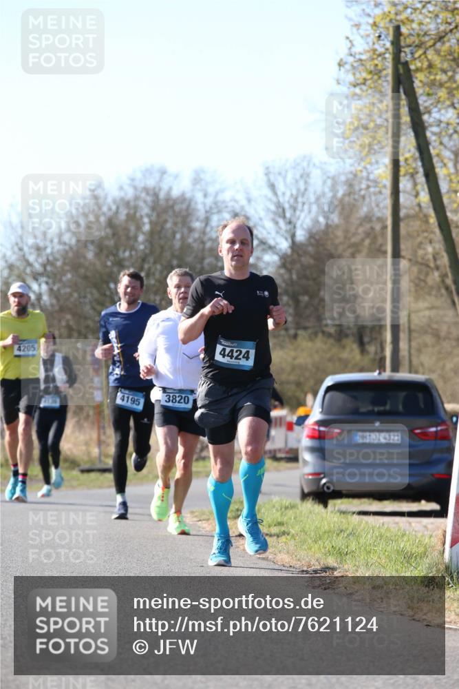 06.04.2025 - 44. Internationalen Wilhelmsburger Insellauf Jannik Wohlers http://msf.ph/oto/7621124 06.04.2025 10:10:21 Laufen 4205, 4195, 4134, 3820, 4424, 31, 4321 meine-sportfotos.de