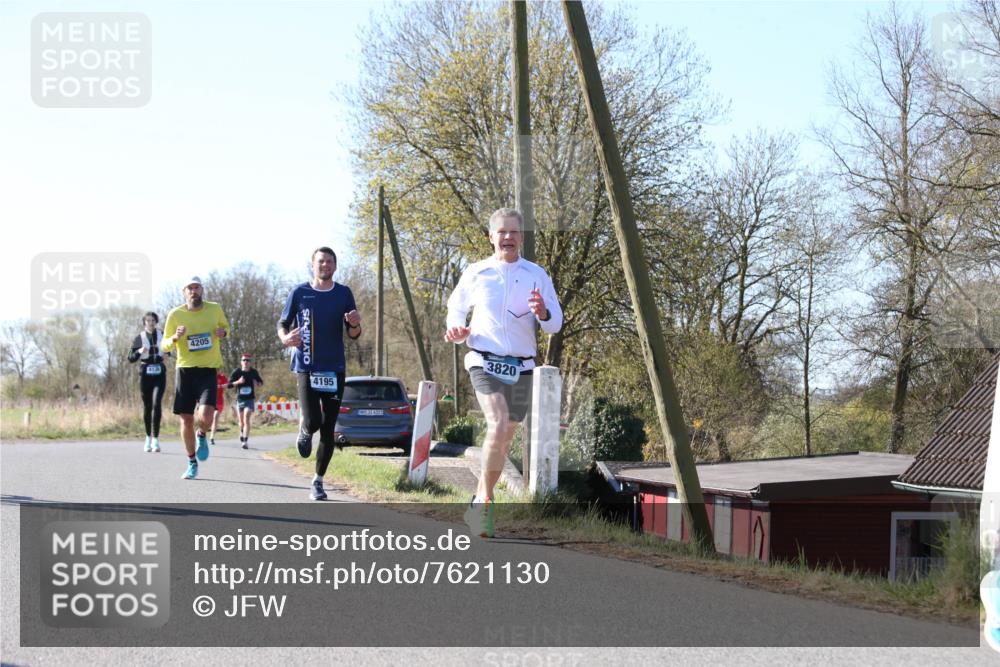 06.04.2025 - 44. Internationalen Wilhelmsburger Insellauf Jannik Wohlers http://msf.ph/oto/7621130 06.04.2025 10:10:25 Laufen 4205, 4195, 3820 meine-sportfotos.de