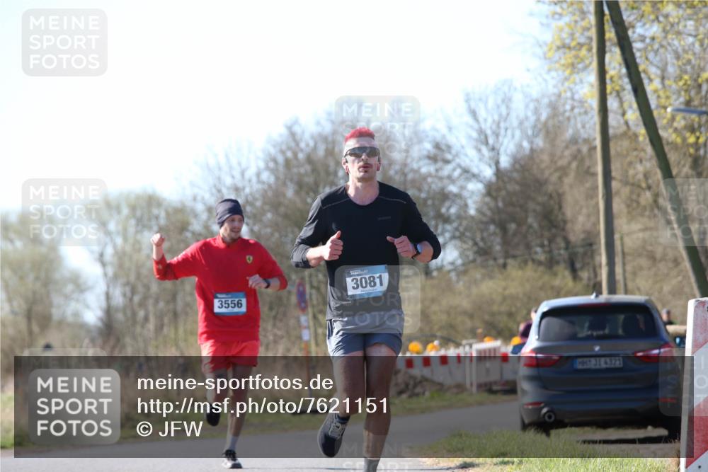 06.04.2025 - 44. Internationalen Wilhelmsburger Insellauf Jannik Wohlers http://msf.ph/oto/7621151 06.04.2025 10:10:30 Laufen 3556, 3081, 31, 4323 meine-sportfotos.de