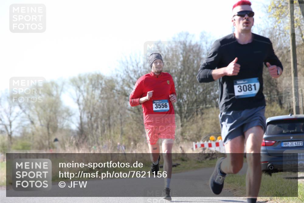 06.04.2025 - 44. Internationalen Wilhelmsburger Insellauf Jannik Wohlers http://msf.ph/oto/7621156 06.04.2025 10:10:32 Laufen 3556, 3081, 31, 4321 meine-sportfotos.de