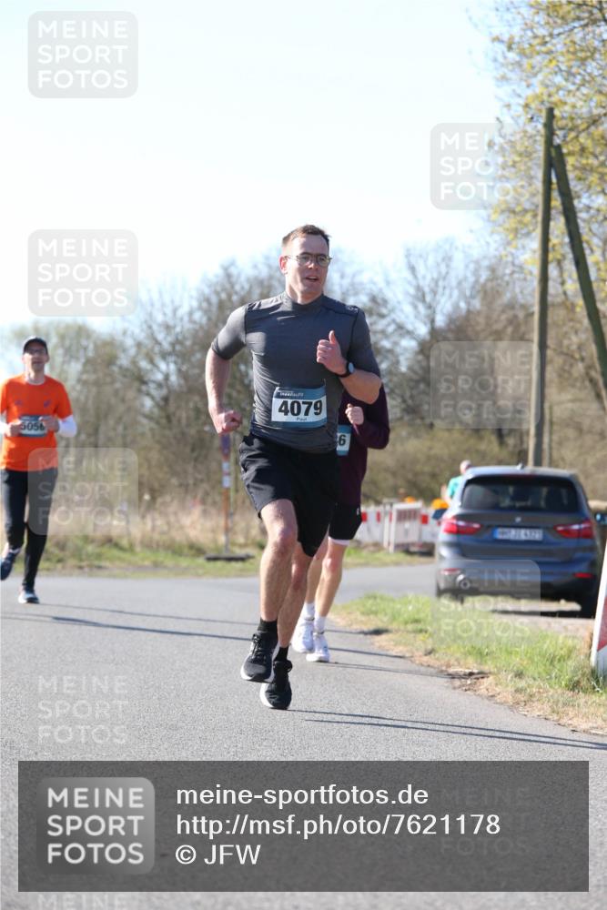 06.04.2025 - 44. Internationalen Wilhelmsburger Insellauf Jannik Wohlers http://msf.ph/oto/7621178 06.04.2025 10:10:47 Laufen 5056, 4079, 6 meine-sportfotos.de