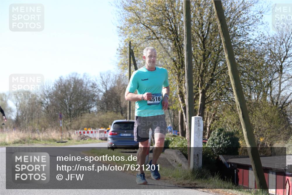 06.04.2025 - 44. Internationalen Wilhelmsburger Insellauf Jannik Wohlers http://msf.ph/oto/7621201 06.04.2025 10:11:02 Laufen 4516 meine-sportfotos.de