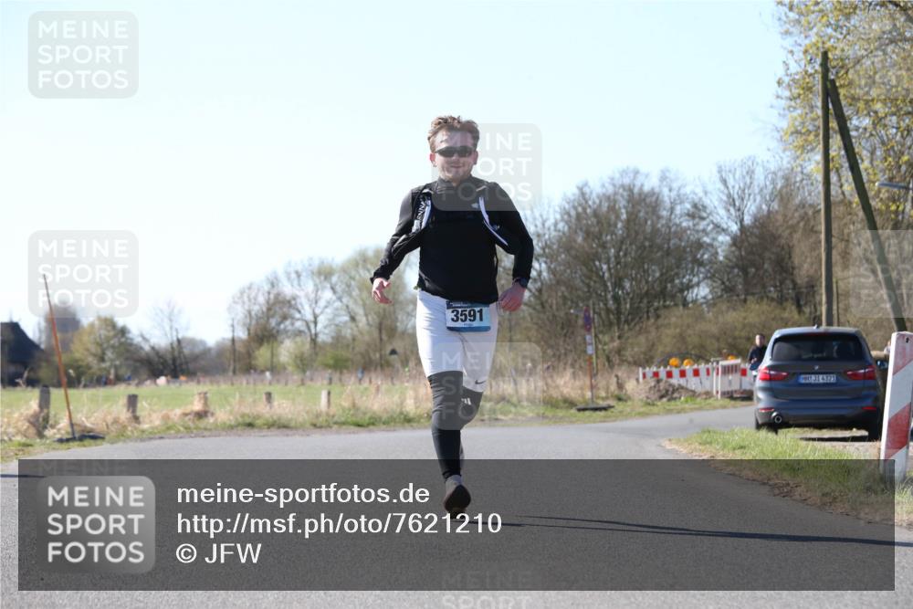 06.04.2025 - 44. Internationalen Wilhelmsburger Insellauf Jannik Wohlers http://msf.ph/oto/7621210 06.04.2025 10:11:05 Laufen 3591, 31, 4321 meine-sportfotos.de