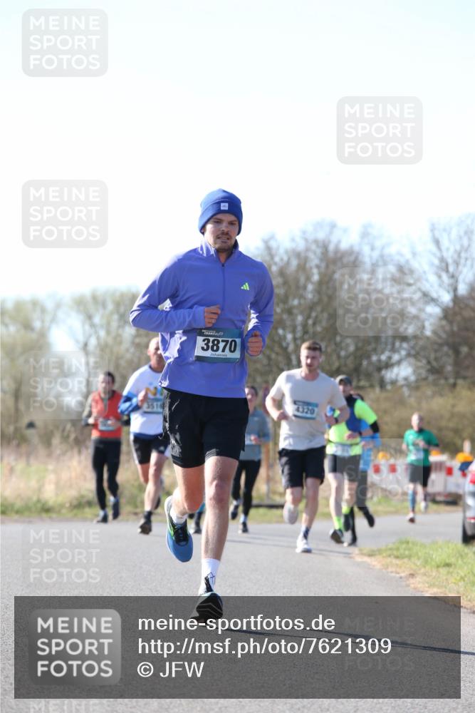 06.04.2025 - 44. Internationalen Wilhelmsburger Insellauf Jannik Wohlers http://msf.ph/oto/7621309 06.04.2025 10:12:05 Laufen 3516, 3870, 4320 meine-sportfotos.de