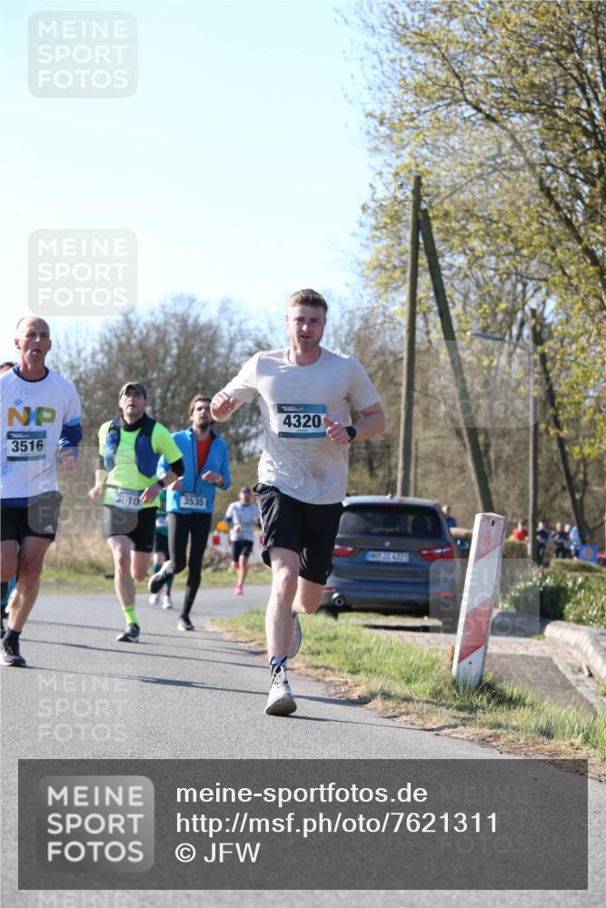 06.04.2025 - 44. Internationalen Wilhelmsburger Insellauf Jannik Wohlers http://msf.ph/oto/7621311 06.04.2025 10:12:09 Laufen 3516, 3610, 3535, 4320, 431, 4323 meine-sportfotos.de
