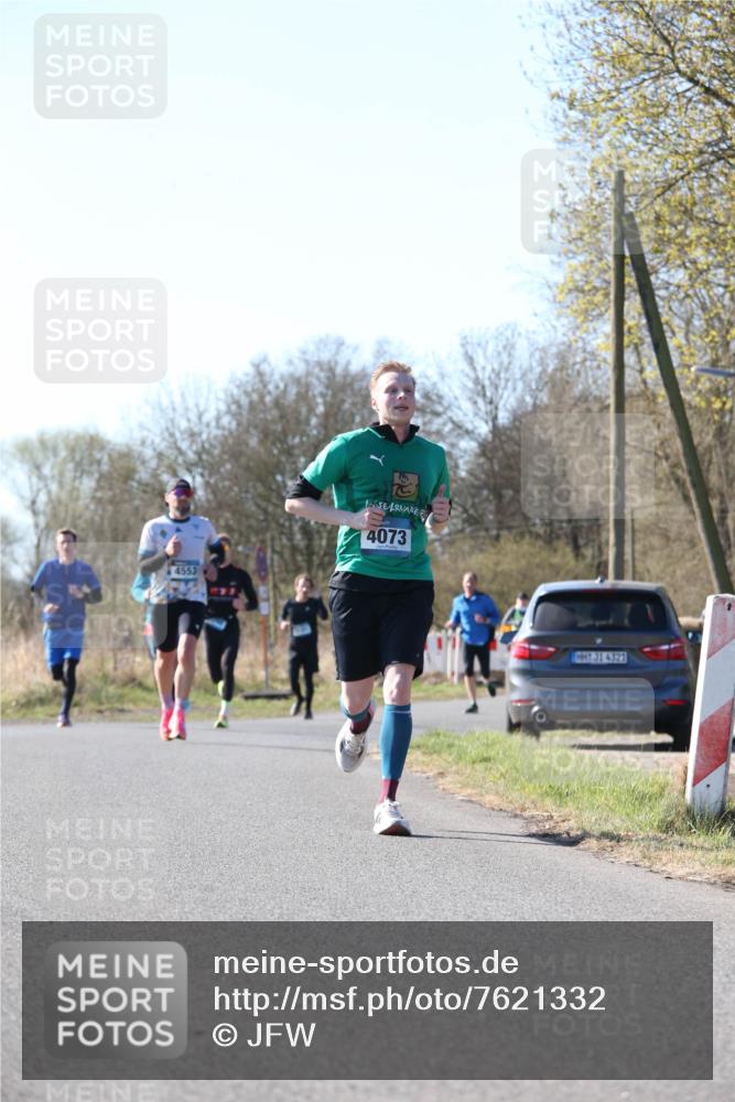 06.04.2025 - 44. Internationalen Wilhelmsburger Insellauf Jannik Wohlers http://msf.ph/oto/7621332 06.04.2025 10:12:16 Laufen 4553, 4073, 31, 4321 meine-sportfotos.de