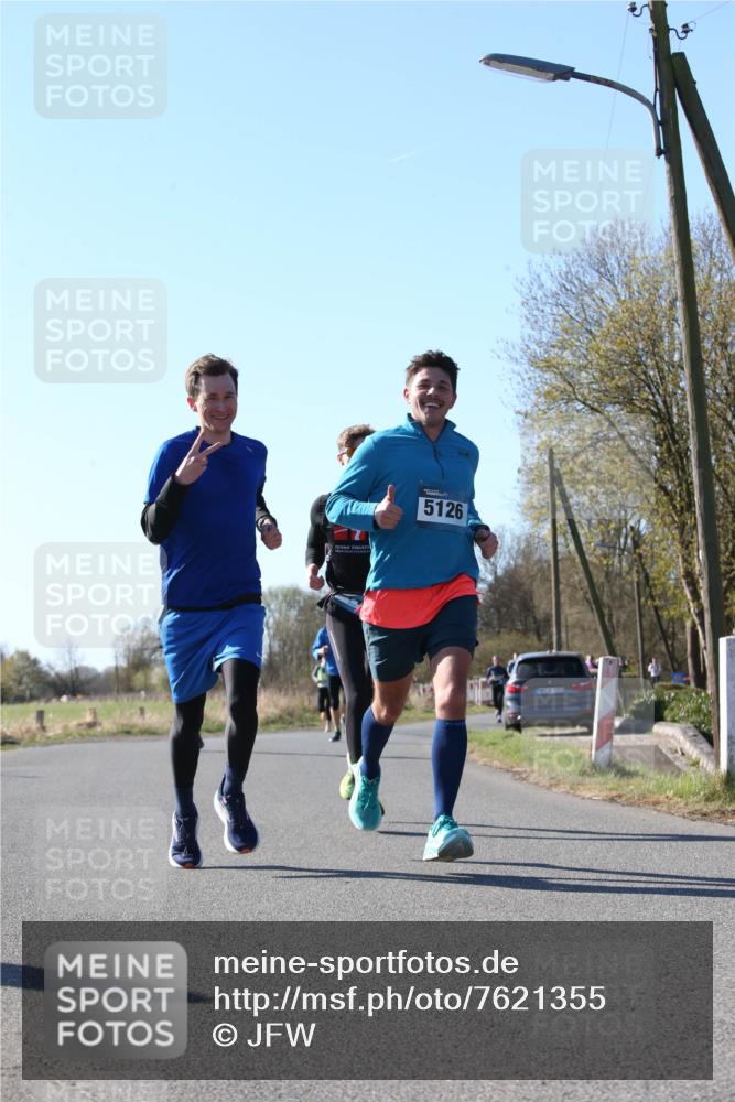 06.04.2025 - 44. Internationalen Wilhelmsburger Insellauf Jannik Wohlers http://msf.ph/oto/7621355 06.04.2025 10:12:24 Laufen 5126 meine-sportfotos.de