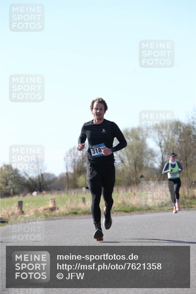 06.04.2025 - 44. Internationalen Wilhelmsburger Insellauf Jannik Wohlers http://msf.ph/oto/7621358 06.04.2025 10:12:26 Laufen 318, 4207 meine-sportfotos.de