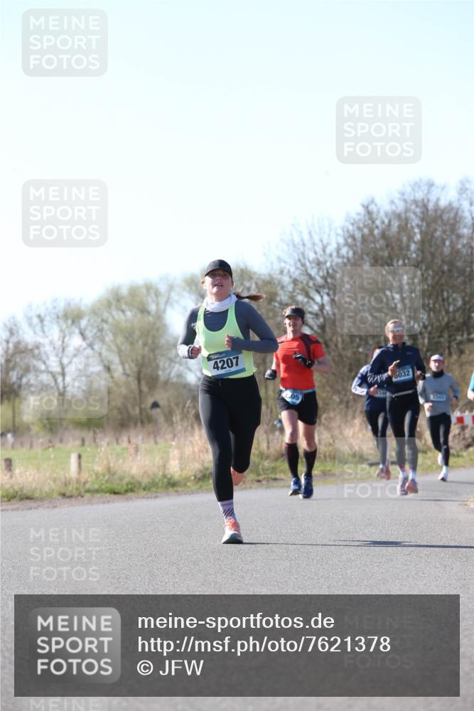 06.04.2025 - 44. Internationalen Wilhelmsburger Insellauf Jannik Wohlers http://msf.ph/oto/7621378 06.04.2025 10:12:30 Laufen 4207, 05, 5032, 3343 meine-sportfotos.de