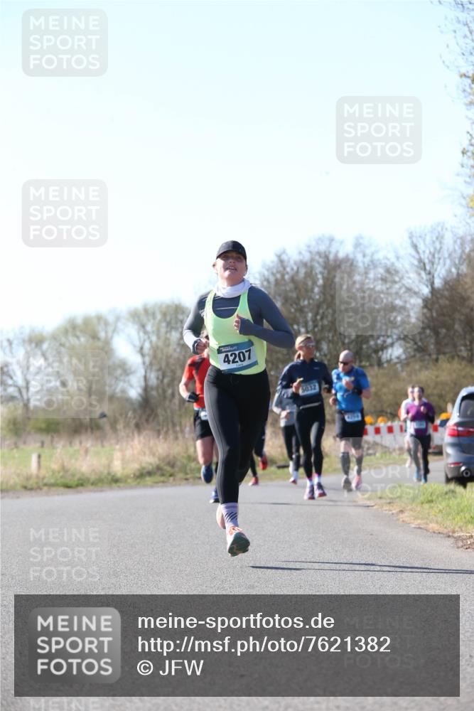 06.04.2025 - 44. Internationalen Wilhelmsburger Insellauf Jannik Wohlers http://msf.ph/oto/7621382 06.04.2025 10:12:32 Laufen 4207, 5032 meine-sportfotos.de