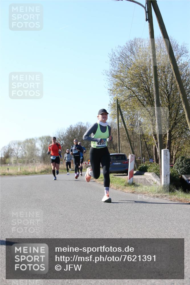 06.04.2025 - 44. Internationalen Wilhelmsburger Insellauf Jannik Wohlers http://msf.ph/oto/7621391 06.04.2025 10:12:33 Laufen 5032, 4207, 31, 4323 meine-sportfotos.de