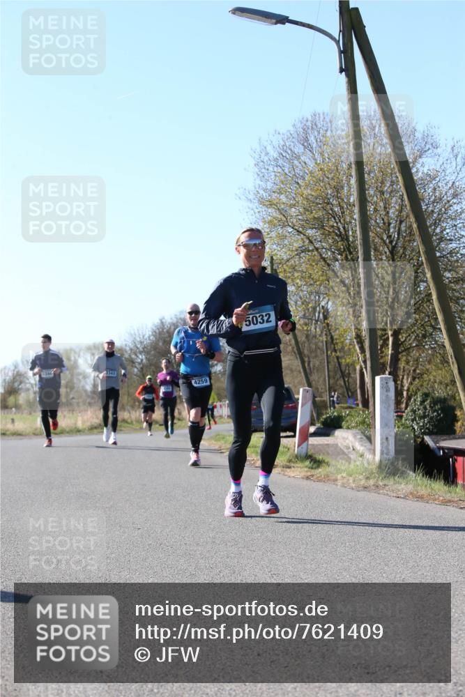 06.04.2025 - 44. Internationalen Wilhelmsburger Insellauf Jannik Wohlers http://msf.ph/oto/7621409 06.04.2025 10:12:38 Laufen 4343, 4259, 5032 meine-sportfotos.de