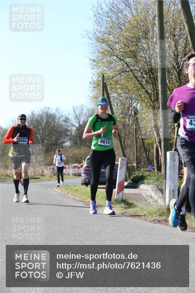 06.04.2025 - 44. Internationalen Wilhelmsburger Insellauf Jannik Wohlers http://msf.ph/oto/7621436 06.04.2025 10:12:44 Laufen 3884, 4615, 323, 43 meine-sportfotos.de