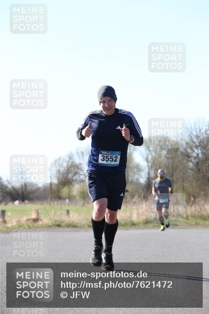 06.04.2025 - 44. Internationalen Wilhelmsburger Insellauf Jannik Wohlers http://msf.ph/oto/7621472 06.04.2025 10:13:01 Laufen 3552 meine-sportfotos.de