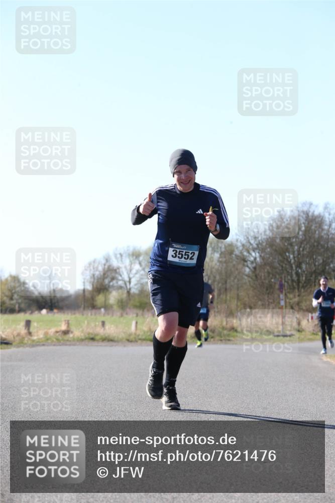 06.04.2025 - 44. Internationalen Wilhelmsburger Insellauf Jannik Wohlers http://msf.ph/oto/7621476 06.04.2025 10:13:02 Laufen 3552 meine-sportfotos.de