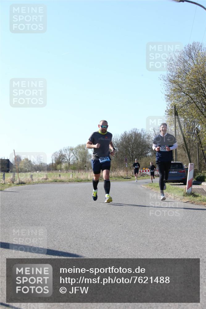 06.04.2025 - 44. Internationalen Wilhelmsburger Insellauf Jannik Wohlers http://msf.ph/oto/7621488 06.04.2025 10:13:08 Laufen 5070, 338 meine-sportfotos.de