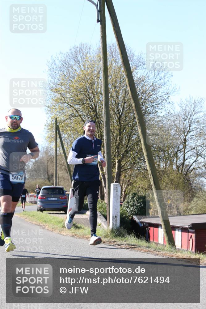 06.04.2025 - 44. Internationalen Wilhelmsburger Insellauf Jannik Wohlers http://msf.ph/oto/7621494 06.04.2025 10:13:09 Laufen 5070, 31, 4323 meine-sportfotos.de