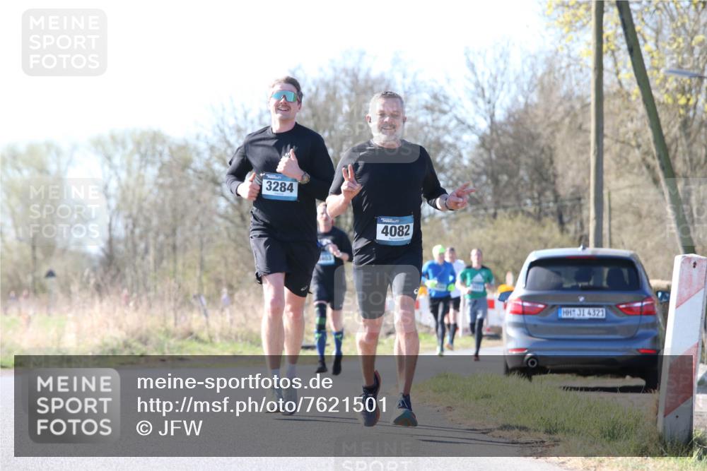 06.04.2025 - 44. Internationalen Wilhelmsburger Insellauf Jannik Wohlers http://msf.ph/oto/7621501 06.04.2025 10:13:17 Laufen 3284, 2, 4082, 31, 4321 meine-sportfotos.de