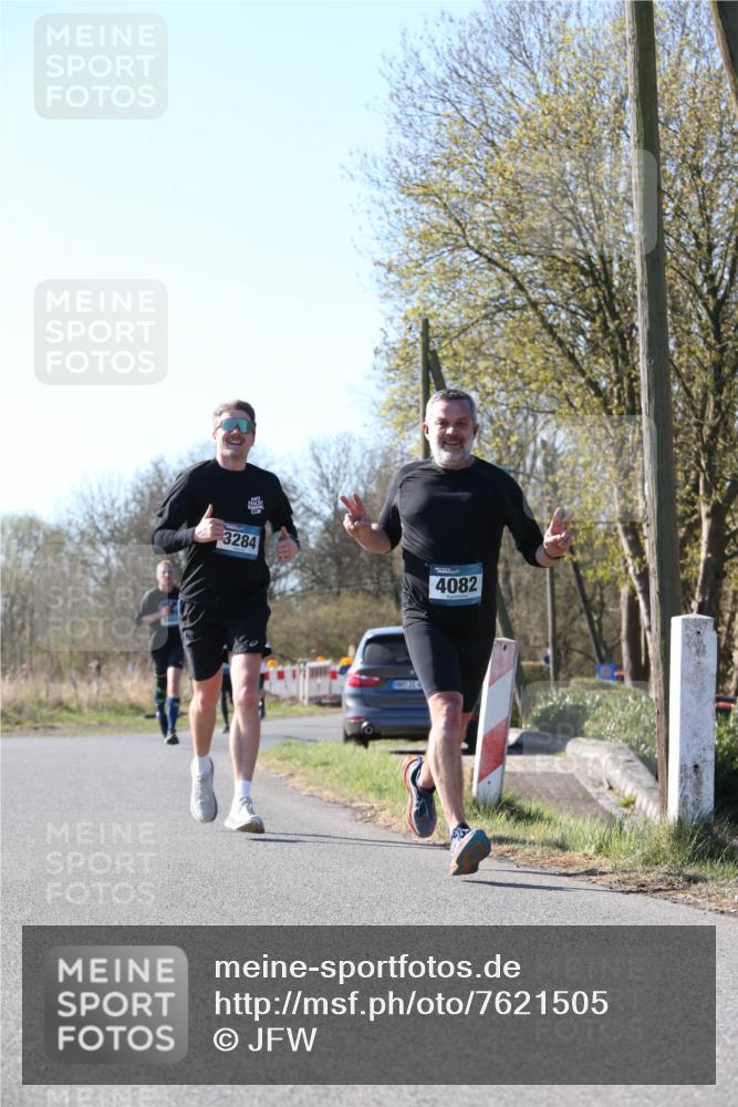 06.04.2025 - 44. Internationalen Wilhelmsburger Insellauf Jannik Wohlers http://msf.ph/oto/7621505 06.04.2025 10:13:19 Laufen 3284, 4082 meine-sportfotos.de